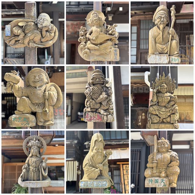 八日町通りで見つけた七福神や神様・聖徳太子などの木彫り