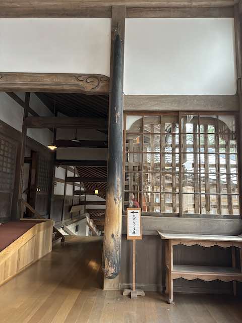 永平寺の大すりごま棒