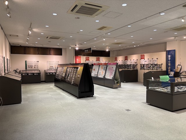 お札と切手の博物館2階の展示室