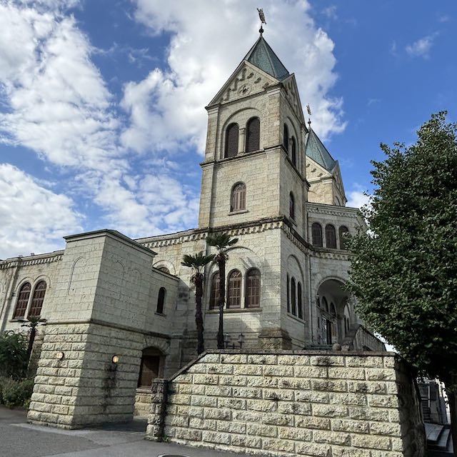 宇都宮の大谷石建築・カトリック松が峰教会