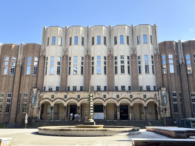 東京大学本郷キャンパスの歴史を感じる建物