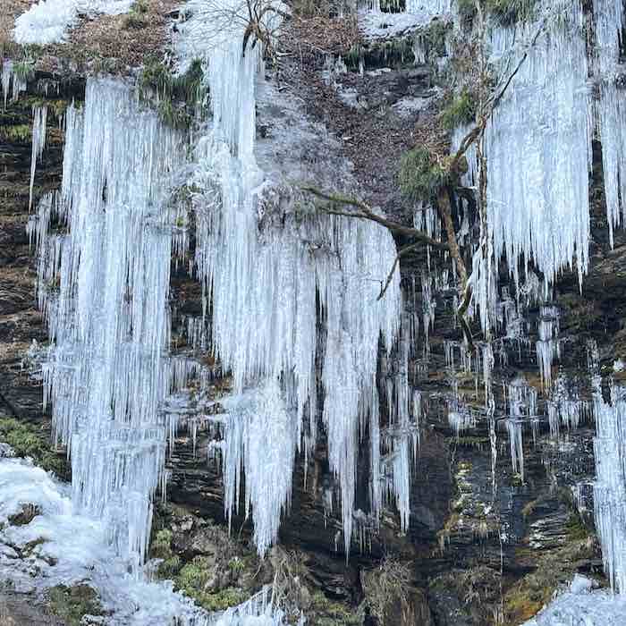 三十槌の氷柱の風景