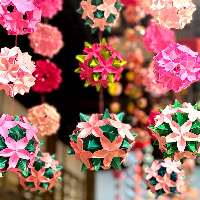 瀬戸蔵ミュージアムの折り紙つるし雛