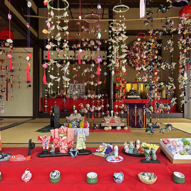 花久の里のつるし雛飾り