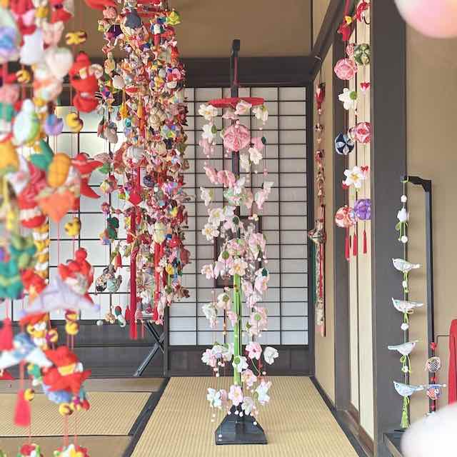 花久の里のつるし雛飾り