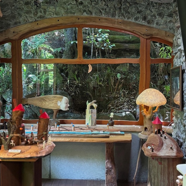 友永詔三作品 深沢小さな美術館