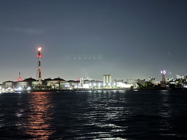 川崎工場夜景 プラントの炎