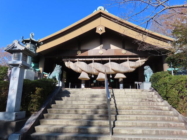 常陸国出雲神社 拝殿の巨大注連縄