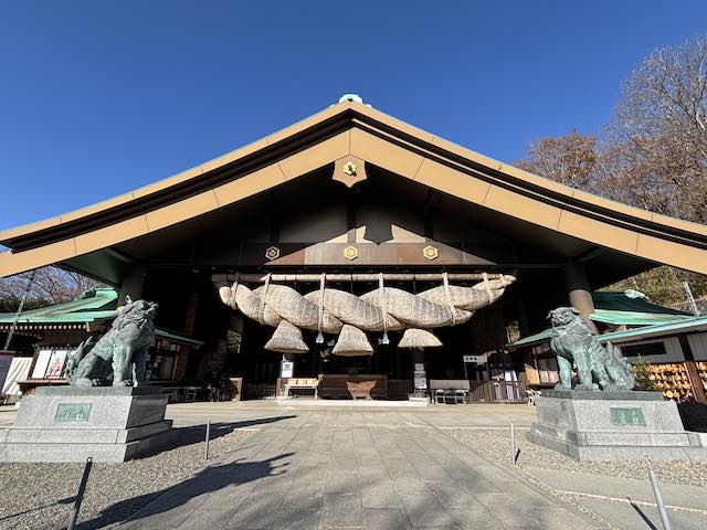 常陸国出雲神社 拝殿と巨大注連縄