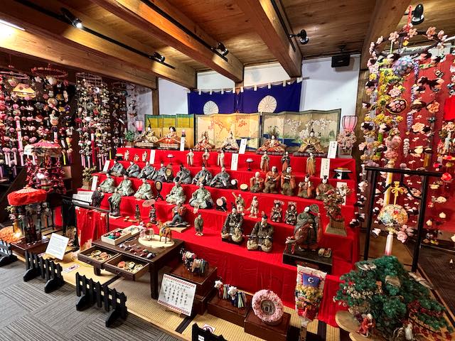 紅の蔵 蔵座敷と施設の様子