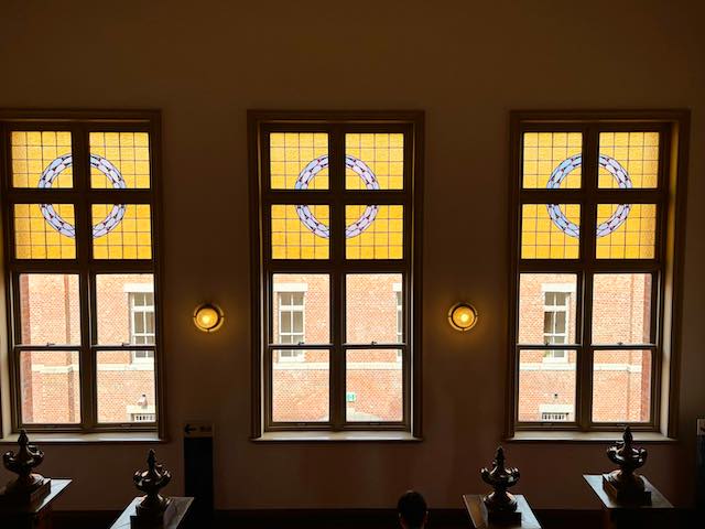 文翔館 大階段のステンドグラス