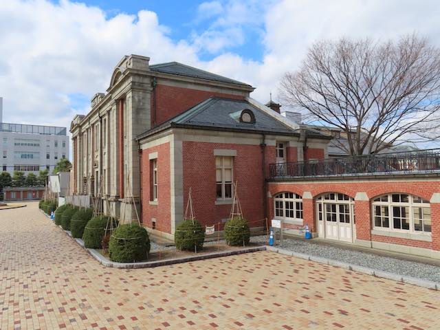 旧県会議事堂の外観