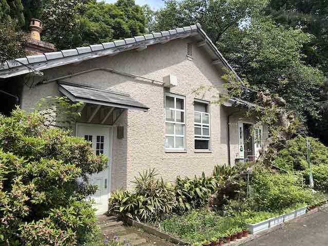 小石川植物園のレトロな可愛い建物の柴田記念館