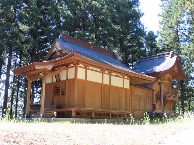 魚沼の里の隣にあった石動神社
