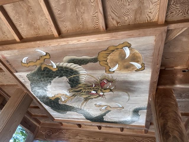 関興寺、三門の天井絵の雲龍図