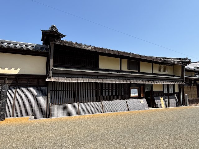 旧小津清左衛門家の外観