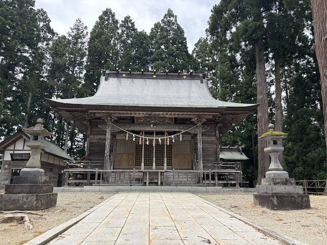 角館・神明社の拝殿