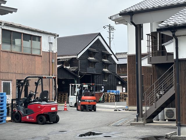 カクキュー八丁味噌の工場敷地