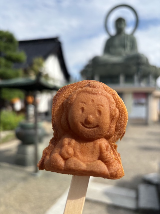 amida coffeeの大仏カステラと高岡大仏