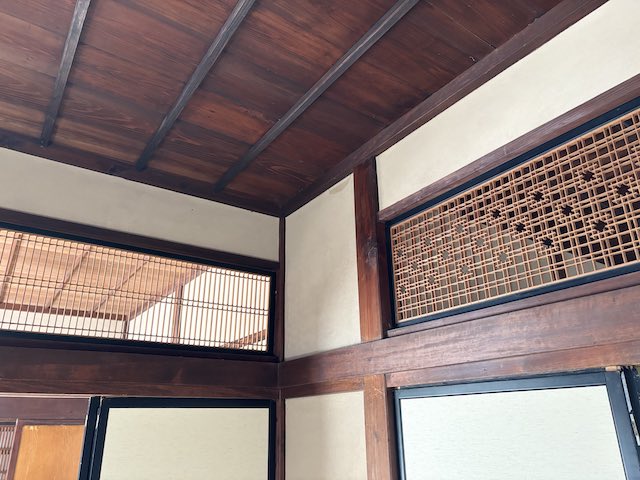 めぐみ荘の組子欄間と格子欄間