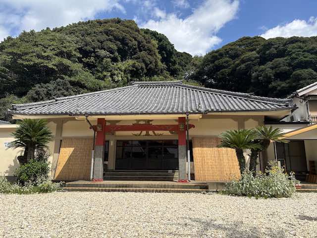 三重県鳥羽市菅島にある曹洞宗の冷泉寺